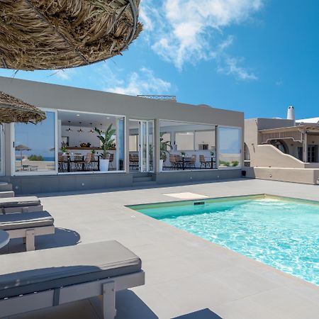 En Plo Boutique Suites Oía Exteriör bild