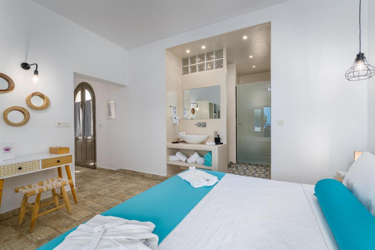 En Plo Boutique Suites Oía Exteriör bild
