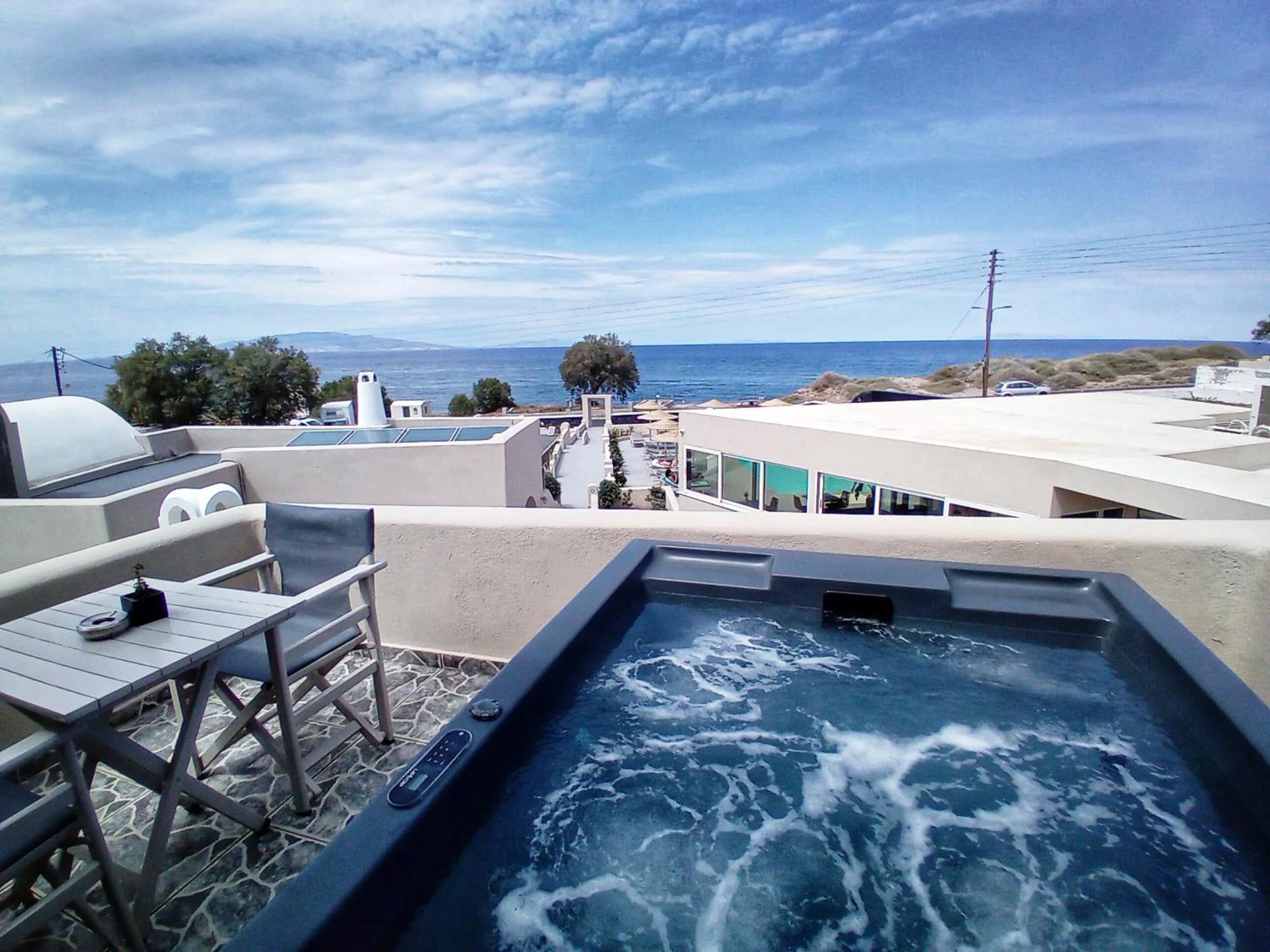 En Plo Boutique Suites Oía Exteriör bild